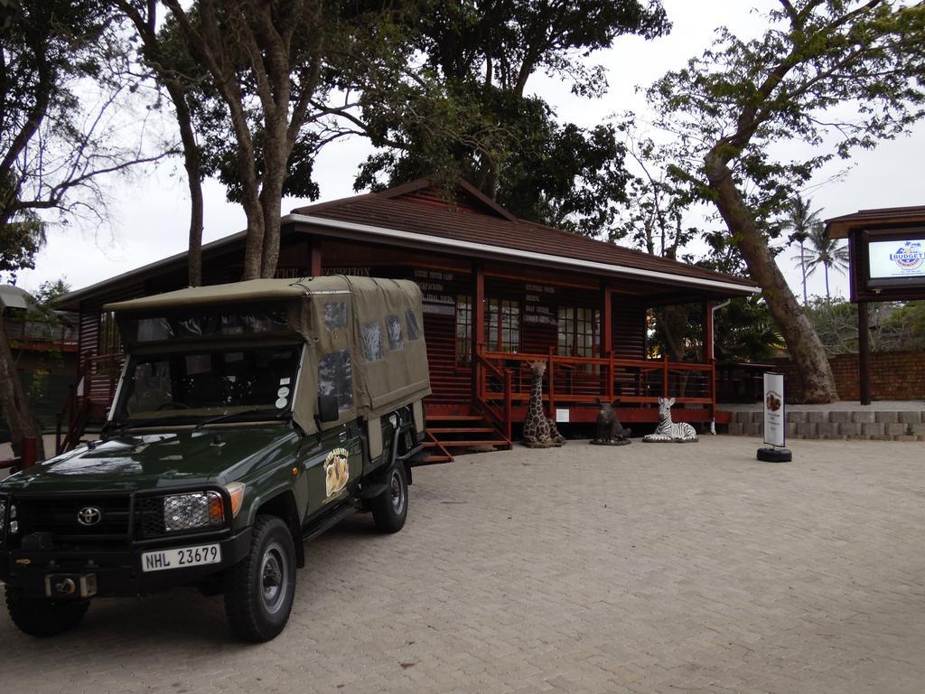 Urban Glamping Tranquil International Backpacking Village Saint Lucia Estuary Exteriör bild