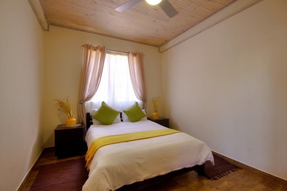 Urban Glamping Tranquil International Backpacking Village Saint Lucia Estuary Exteriör bild