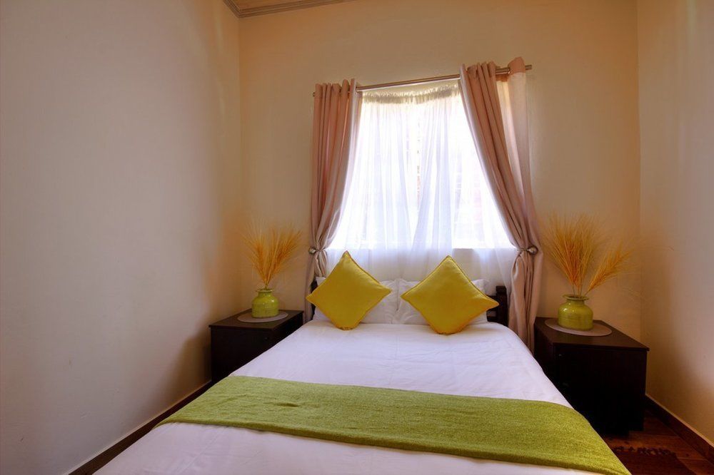 Urban Glamping Tranquil International Backpacking Village Saint Lucia Estuary Exteriör bild