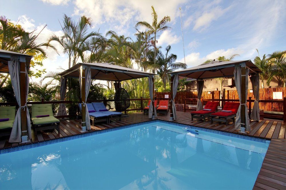 Urban Glamping Tranquil International Backpacking Village Saint Lucia Estuary Exteriör bild